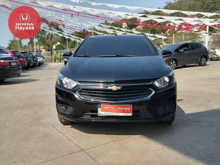 Chevrolet Onix Preto 1