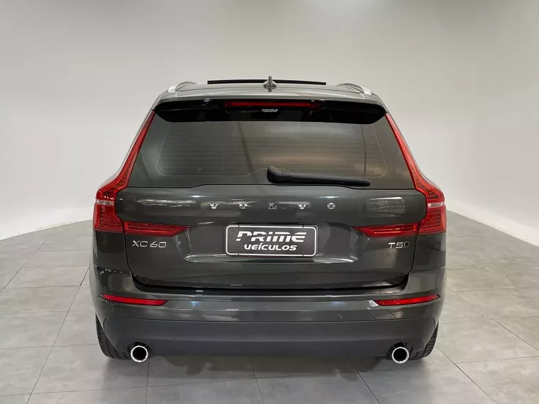 Volvo XC60 Cinza 9