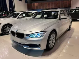 BMW 328i