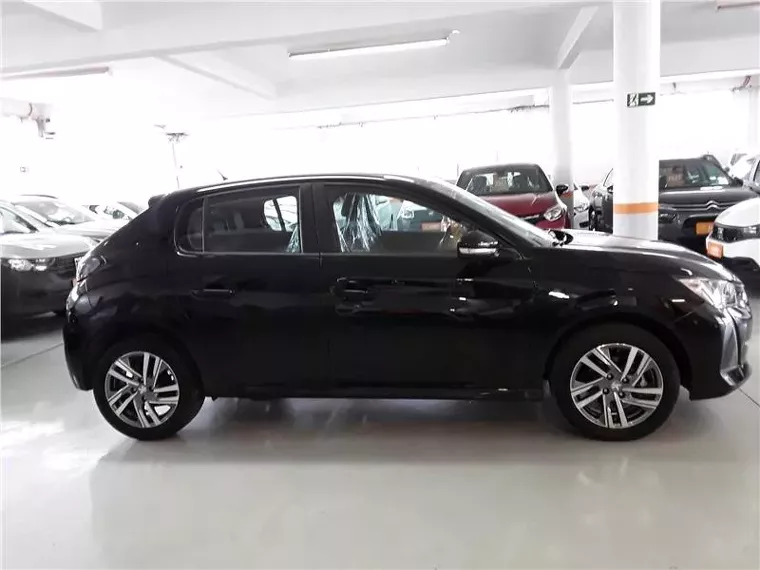 Peugeot 208 Preto 9