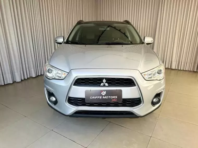 Mitsubishi ASX Prata 9