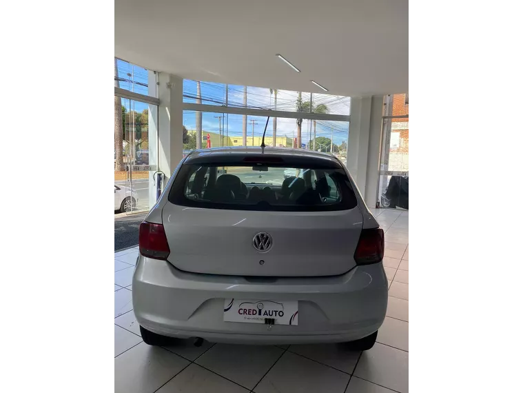 Volkswagen Gol Prata 12