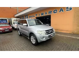 Mitsubishi Pajero Full