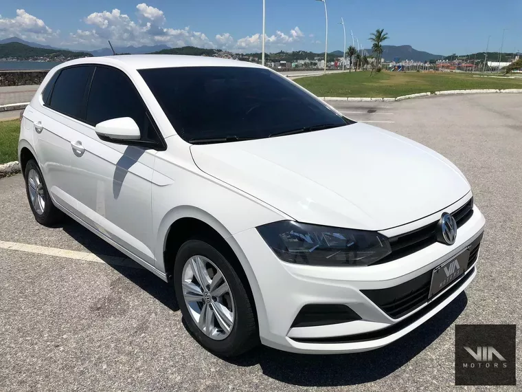 Volkswagen Polo Hatch Branco 10