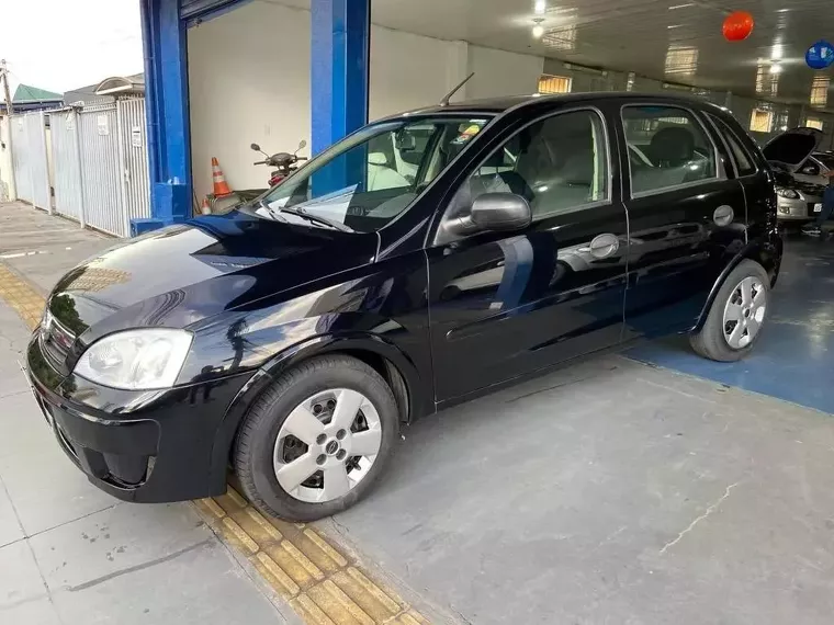 Chevrolet Corsa Preto 15