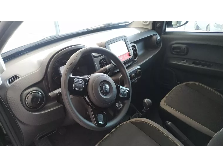 Fiat Mobi Cinza 7