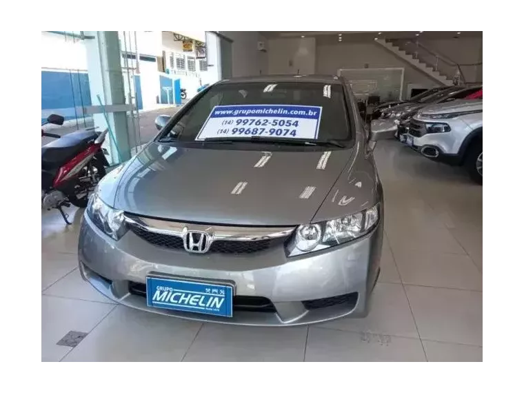 Honda Civic Cinza 4