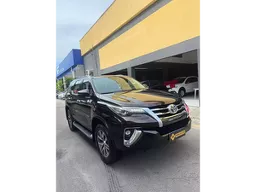Toyota Hilux SW4