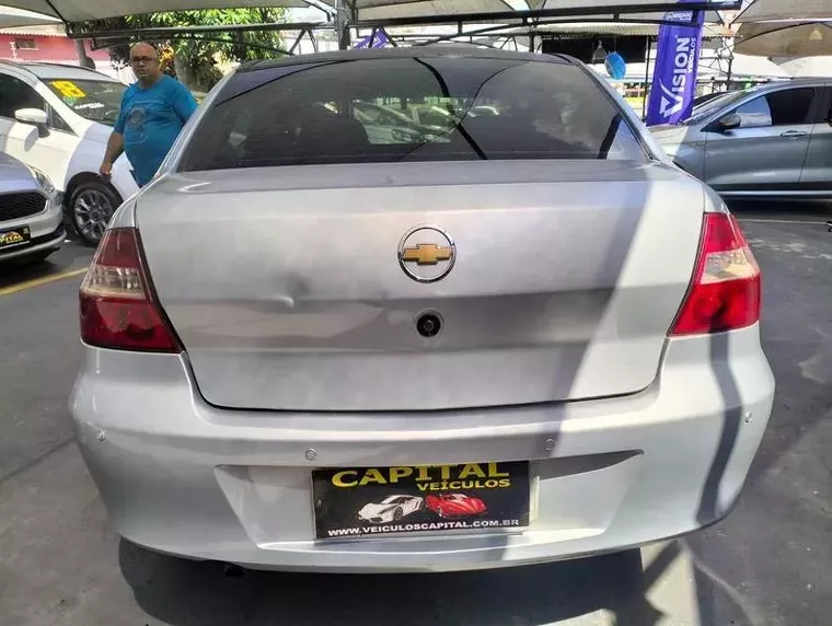 Chevrolet Prisma Prata 7