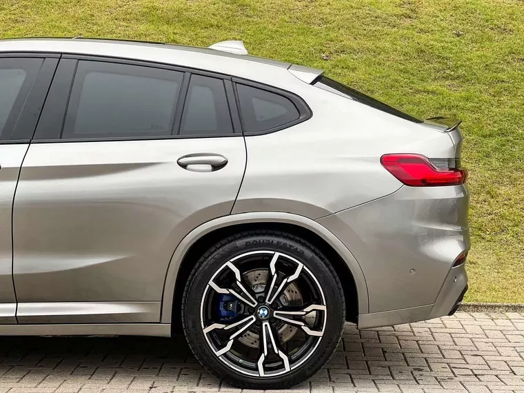 BMW X4 Cinza 12