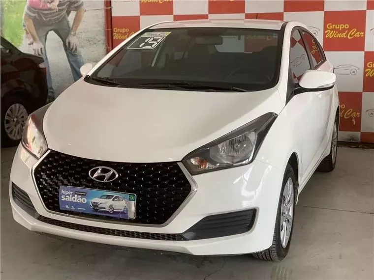 Hyundai HB20S Branco 8