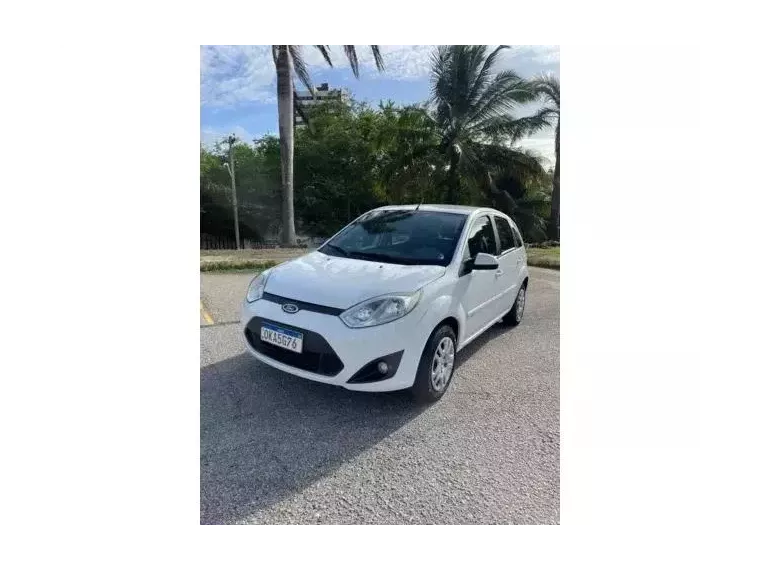 Ford Fiesta Branco 1