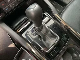 Jeep Commander