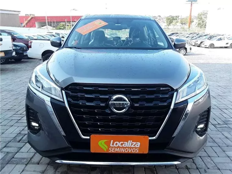 Nissan Kicks Cinza 6