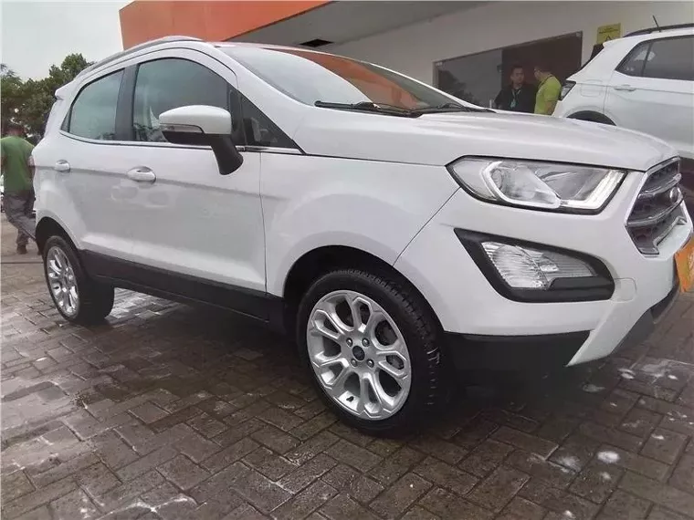 Ford Ecosport Branco 3