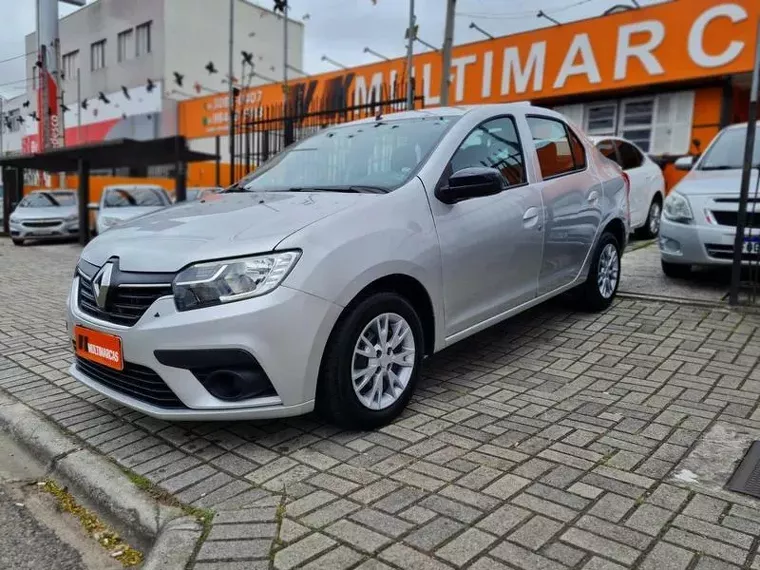 Renault Logan Prata 6