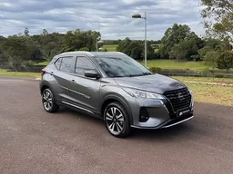 Nissan Kicks Play