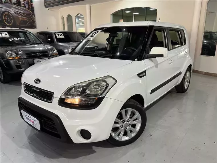 KIA Soul Branco 1