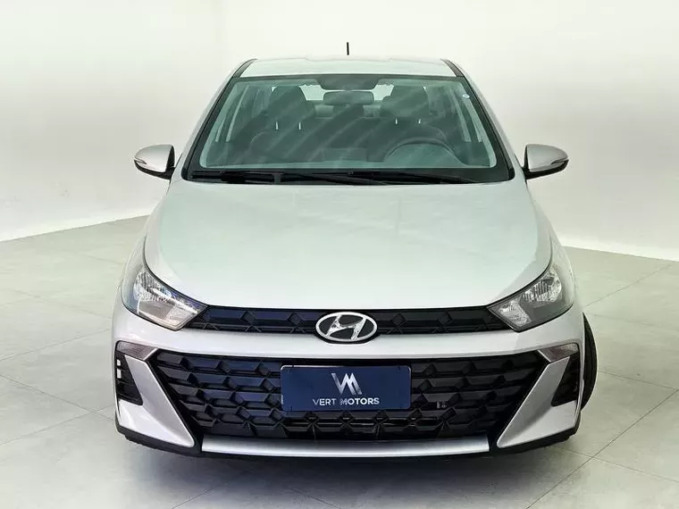 Hyundai HB20S Prata 5