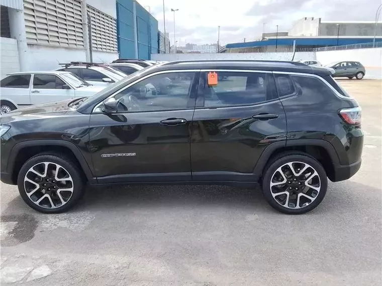 Jeep Compass Verde 8