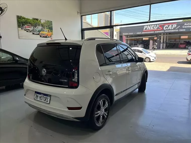 Volkswagen Cross UP Branco 9