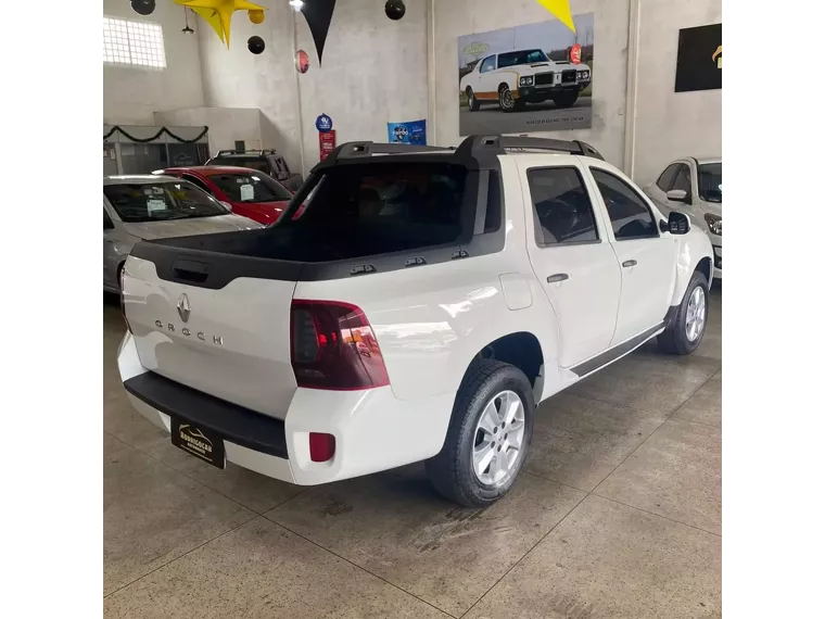 Renault Duster Oroch Branco 5