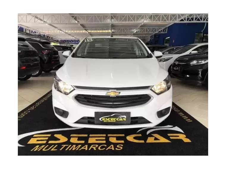 Chevrolet Prisma Branco 4