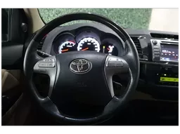 Toyota Hilux SW4