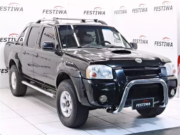 Nissan Frontier Preto 8