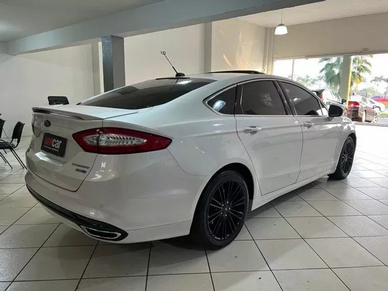 Ford Fusion Branco 6