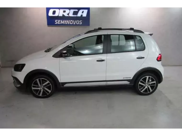 Volkswagen Fox Branco 13