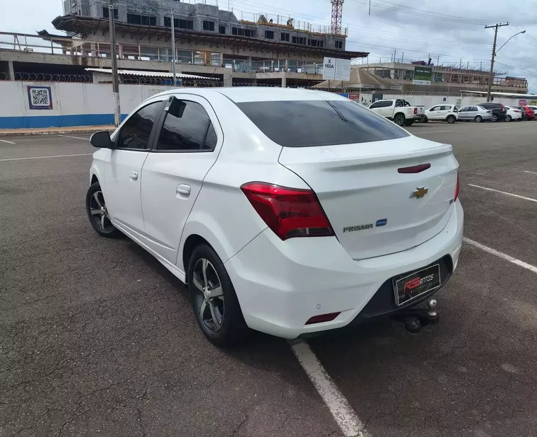 Chevrolet Prisma Branco 12