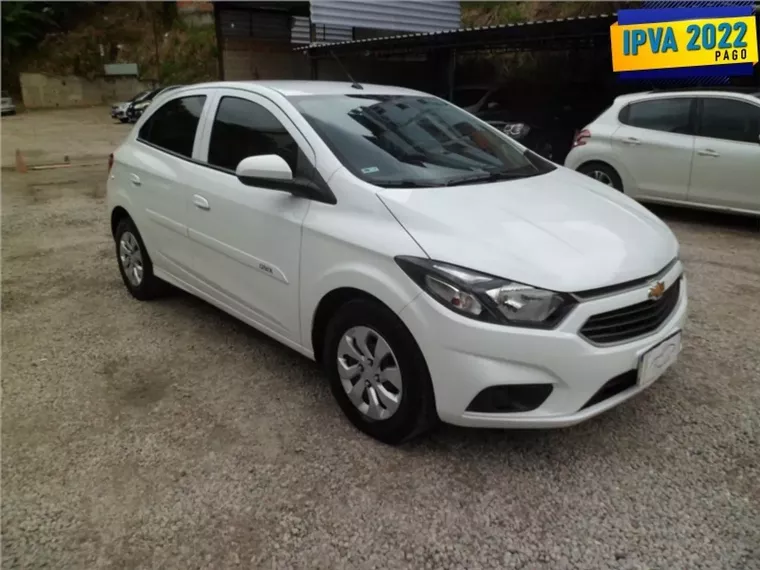 Chevrolet Onix Branco 9