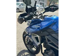 Triumph Tiger 800