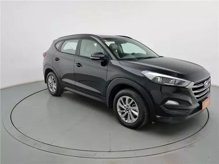 Hyundai Tucson Preto 12