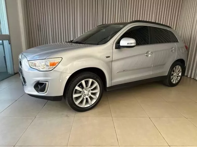 Mitsubishi ASX Prata 10