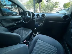 Volkswagen Voyage