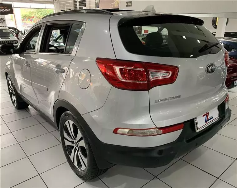 KIA Sportage Prata 10