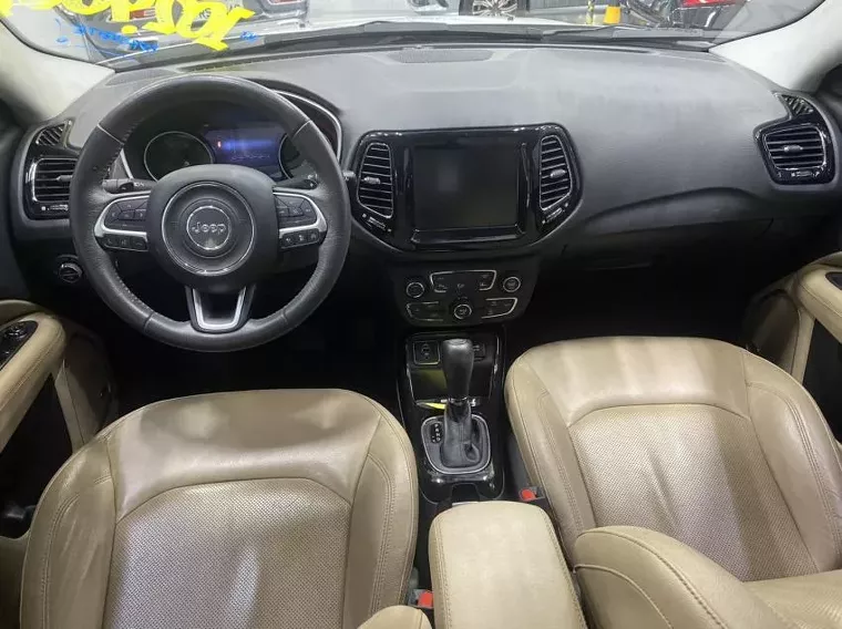 Jeep Compass Branco 6