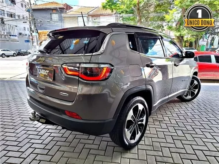 Jeep Compass Cinza 13