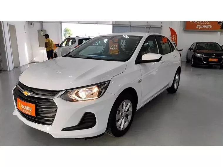 Chevrolet Onix Branco 3