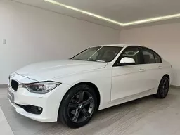 320i