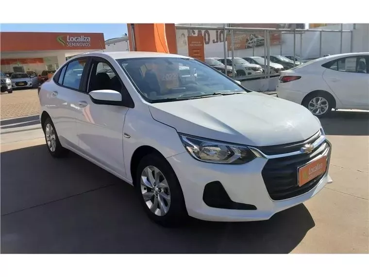 Chevrolet Onix Branco 6