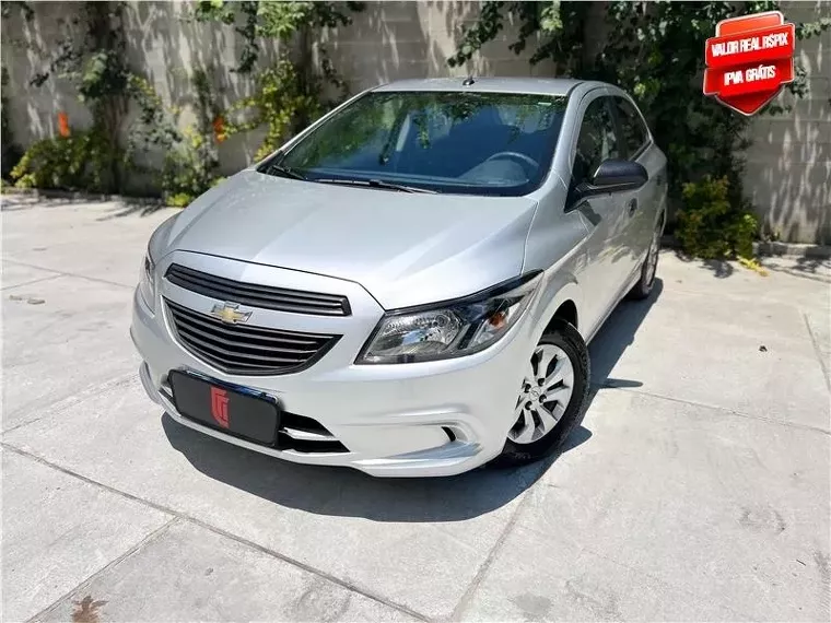 Chevrolet Onix Prata 1