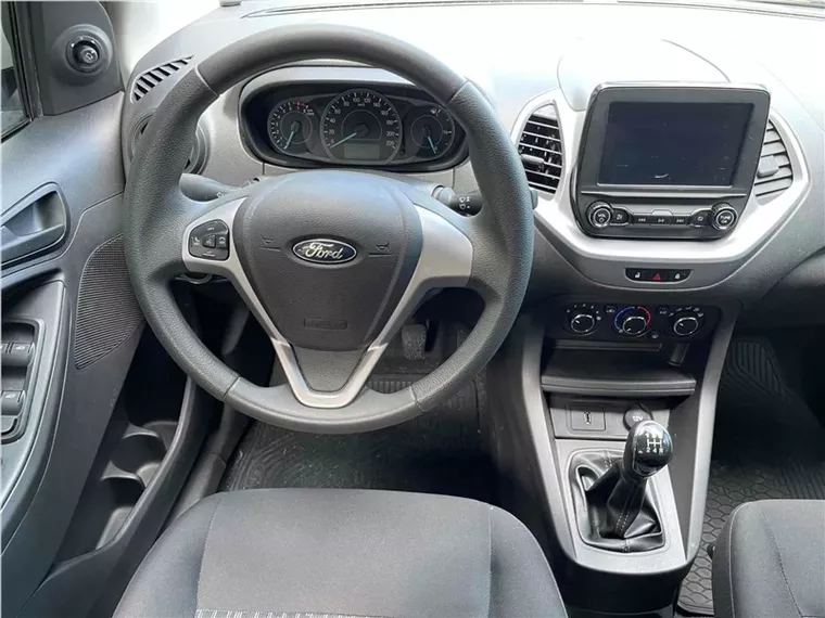 Ford KA Branco 13