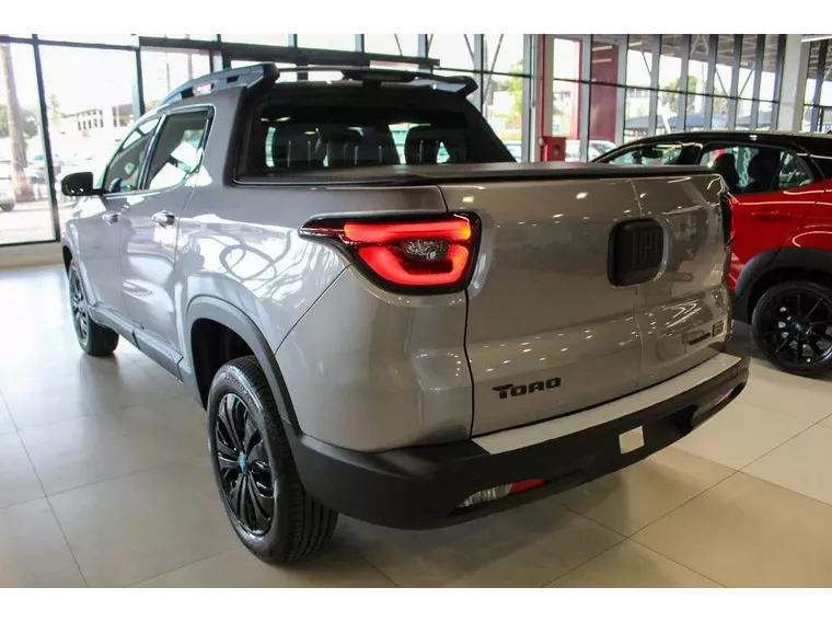 Fiat Toro Prata 15