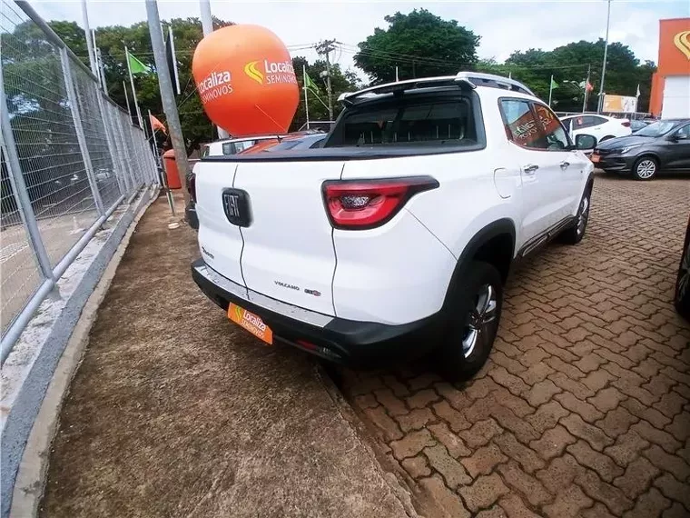 Fiat Toro Branco 1