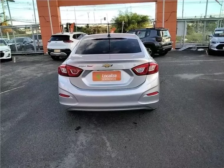 Chevrolet Cruze Prata 2