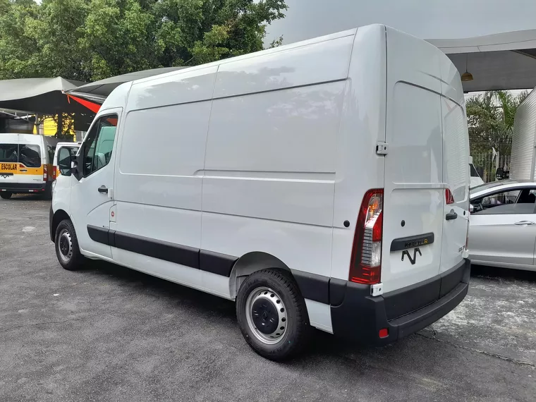 Renault Master Branco 6