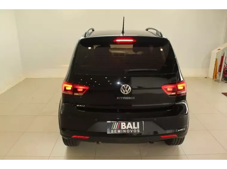 Volkswagen Fox Preto 12